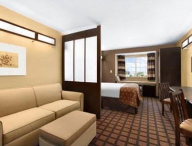 Microtel Inn & Suites By Wyndham Columbia Habitación foto